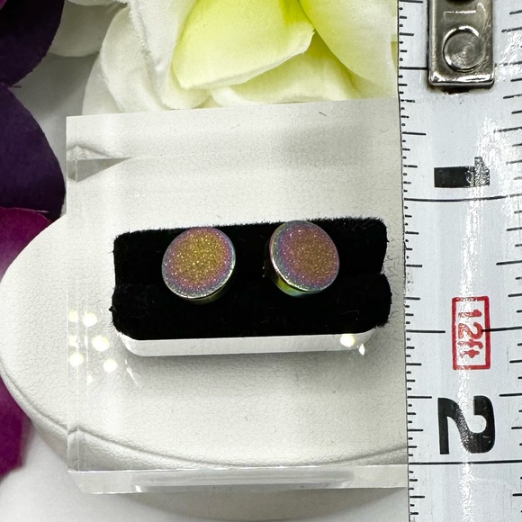 Oil Slick Stud Earrings Multi Color NEW! - Picture 7 of 7